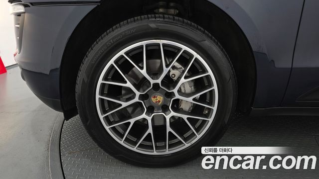 Porsche Macan 2017 — photo 5