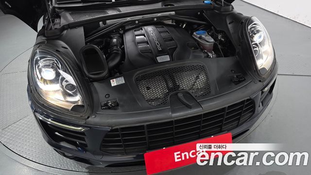Porsche Macan 2017 — photo 6