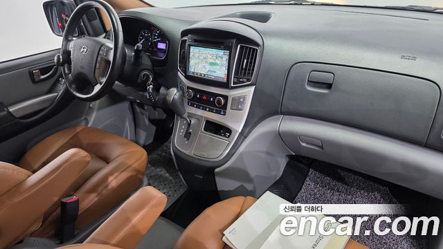 Hyundai Starex 2019 — photo 7