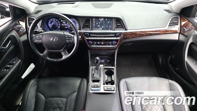 Hyundai Aslan 2016 — photo 10