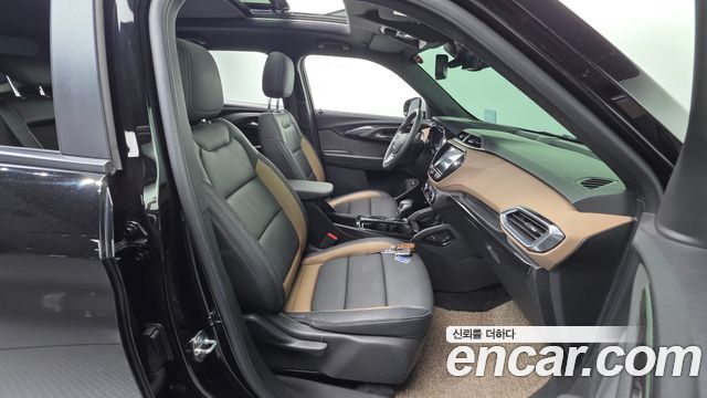 Chevrolet Korea Trailblazer 2023 — photo 16