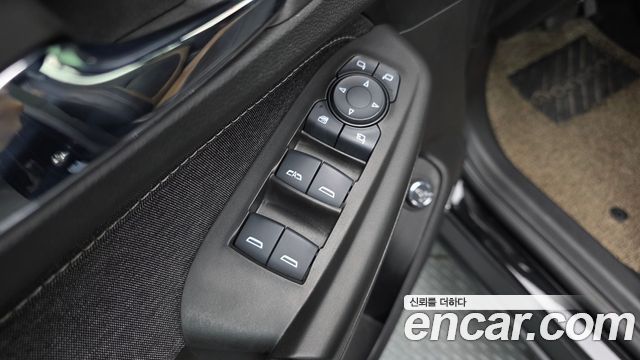 Chevrolet Korea Trailblazer 2023 — photo 34