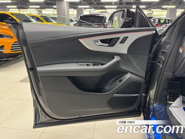 Audi Q8 2026 — photo 10