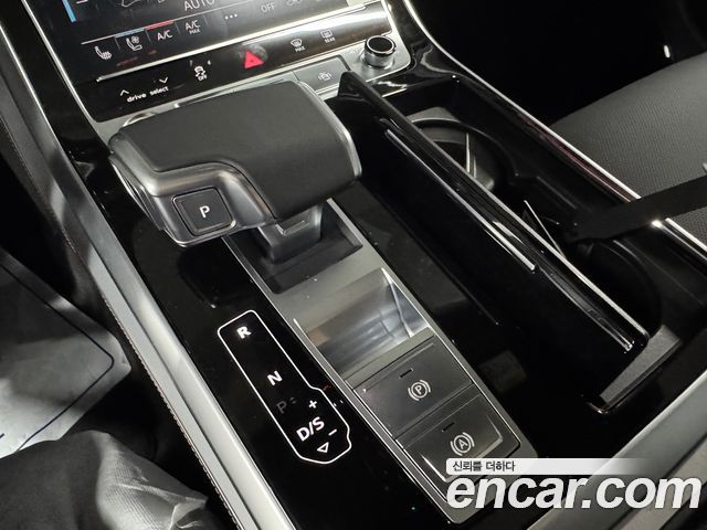 Audi Q8 2026 — photo 11