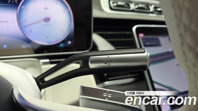 Mercedes-Benz S-Class 2022 — photo 12