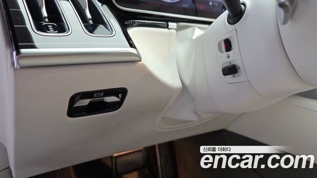 Mercedes-Benz S-Class 2022 — photo 26