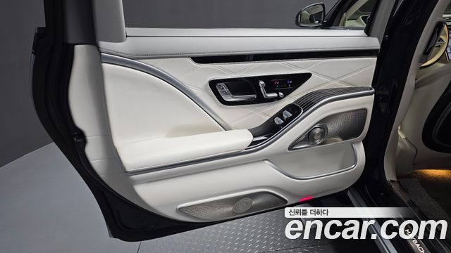 Mercedes-Benz S-Class 2022 — photo 15