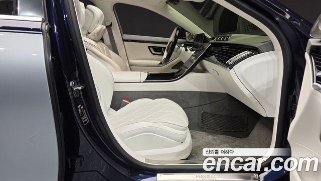 Mercedes-Benz S-Class 2022 — photo 16