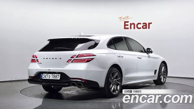 Genesis G70 2023 — photo 2