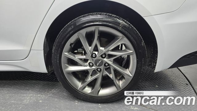 Genesis G70 2023 — photo 7