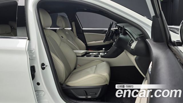 Genesis G70 2023 — photo 16