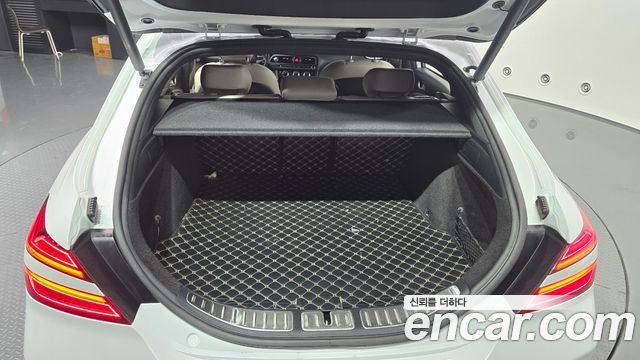 Genesis G70 2023 — photo 30