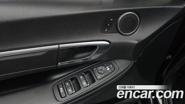 Hyundai Sonata 2022 — photo 15