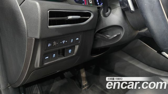 Hyundai Sonata 2022 — photo 17