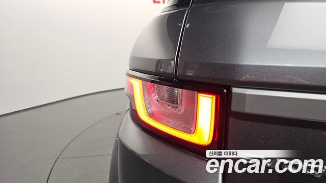 Land Rover Range Rover Evoque 2019 — photo 9