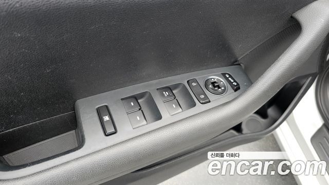 Hyundai Sonata 2016 — photo 28