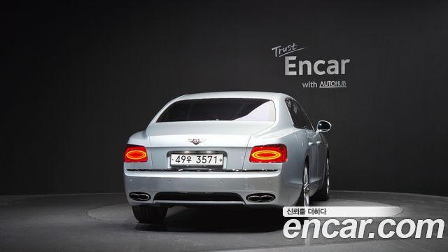 Bentley Flying Spur 2015 — photo 4