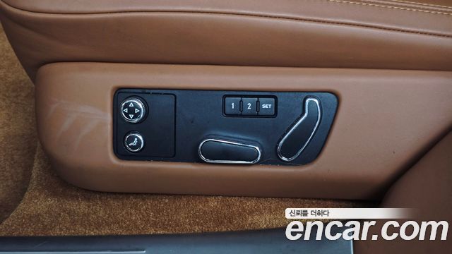 Bentley Flying Spur 2015 — photo 33