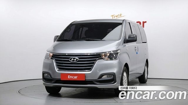 Hyundai Starex 2021 — photo 3
