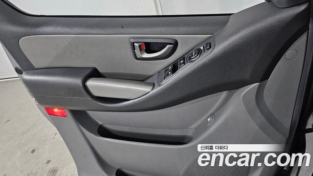 Hyundai Starex 2021 — photo 15