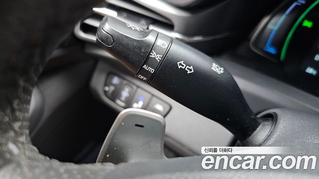 Hyundai Ioniq 2020 — photo 18