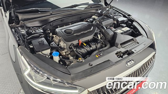 Kia K7 2018 — photo 6