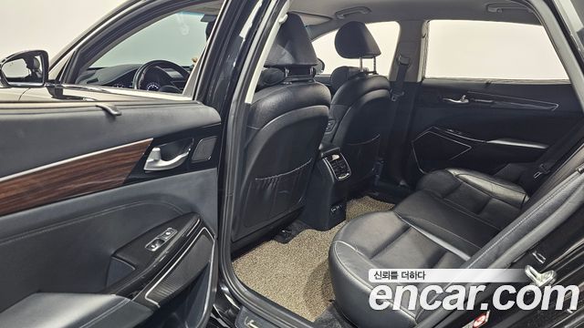 Kia K7 2018 — photo 34