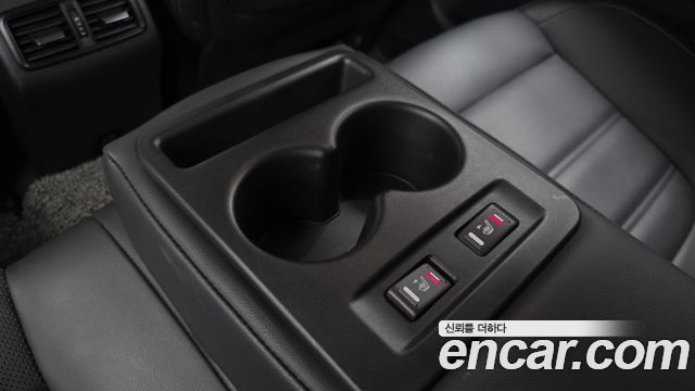 Renault Korea SM6 2019 — photo 25