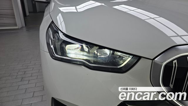 BMW 5-Series 2025 — photo 8