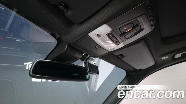 BMW X5 2018 — photo 26