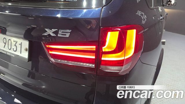 BMW X5 2018 — photo 9