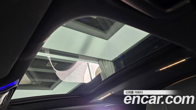 Mercedes-Benz S-Class 2023 — photo 25