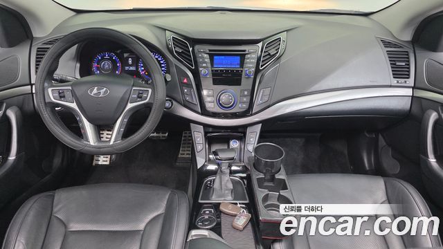 Hyundai i40 2012 — photo 10