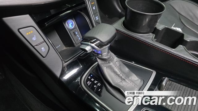 Hyundai i40 2012 — photo 12