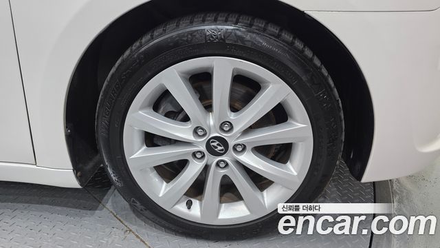 Hyundai i40 2012 — photo 7