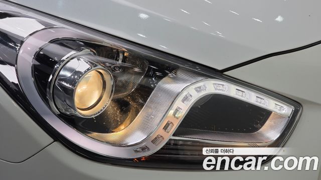 Hyundai i40 2012 — photo 8