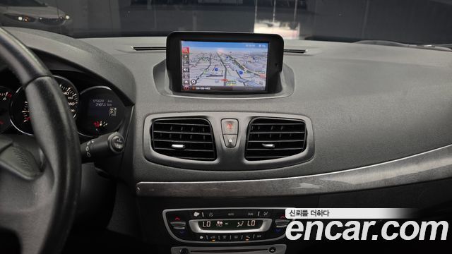 Renault Korea SM3 2012 — photo 13