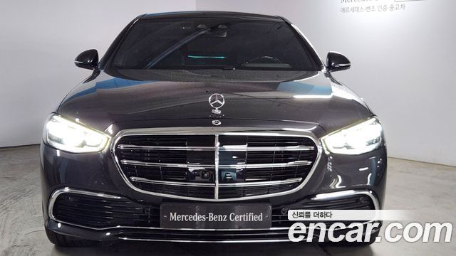 Mercedes-Benz S-Class 2024 — photo 3