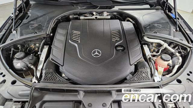 Mercedes-Benz S-Class 2024 — photo 6