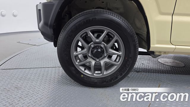 Suzuki Jimny 2025 — photo 5
