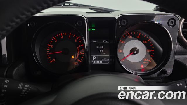 Suzuki Jimny 2025 — photo 11
