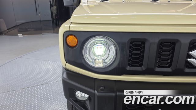 Suzuki Jimny 2025 — photo 8