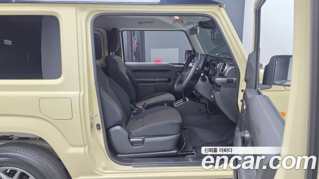 Suzuki Jimny 2025 — photo 29