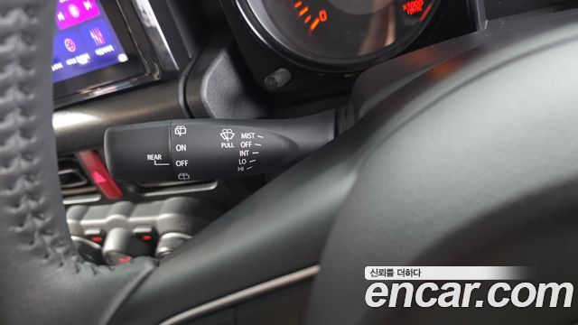 Suzuki Jimny 2025 — photo 35