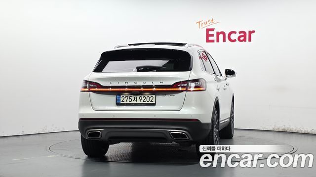 Lincoln Nautilus 2020 — photo 4