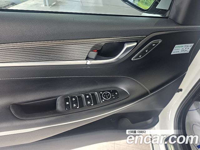 Hyundai Grandeur 2019 — photo 17