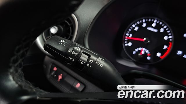 Kia K3 2019 — photo 28