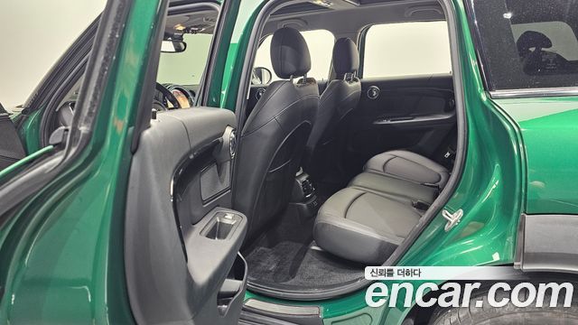 Mini Countryman 2022 — photo 16