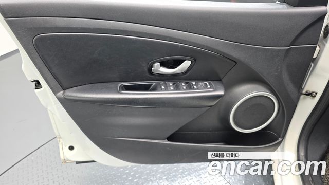 Renault Korea SM3 2015 — photo 14