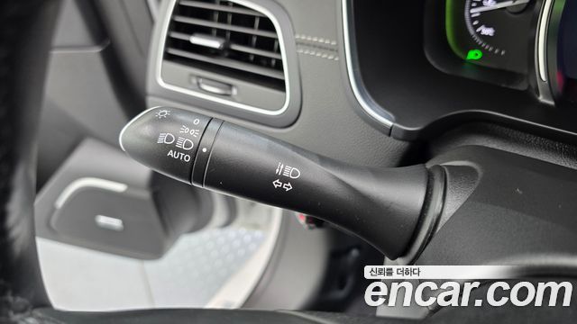 Renault Korea SM6 2016 — photo 16